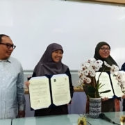 Penandatanganan Kerjasama antara pimpinan FPSB UII dengan perwakilan dari BRIN