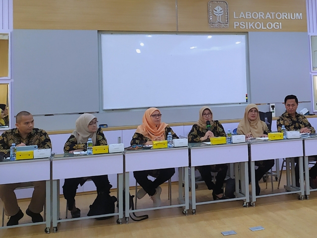 Fakultas Psikologi Unisba Studi Banding ke FPSB UII