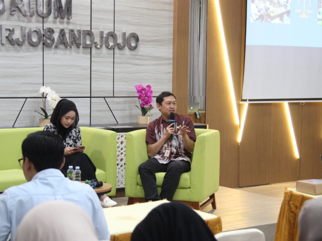 FP UII Bekali Wisudawan Strategi Karir Masa Depan