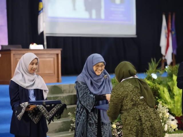 Sumpah Profesi Psikolog UII Cetak Sejarah Lulusan Perdana