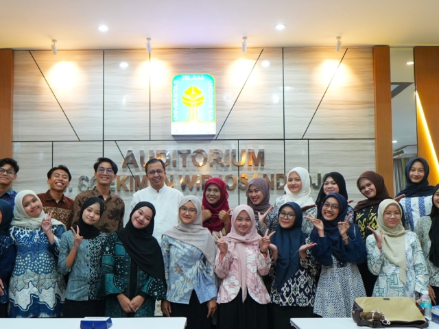 Sertijab Perdana Marcomm Fakultas Psikologi UII Berjalan Sukses